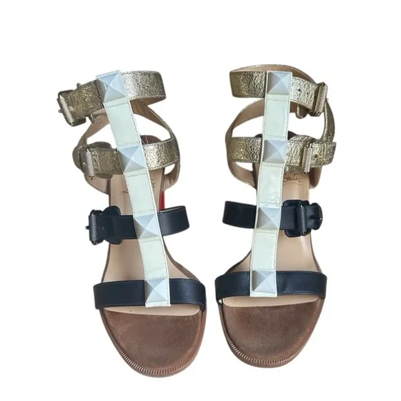 Christian Louboutin Rocknbuckle
Caged 85mm sandal heels RETAIL 1,295 - Picture 4 of 7